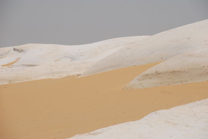 Kalk-“Dünen“ in der Weissen Wüste