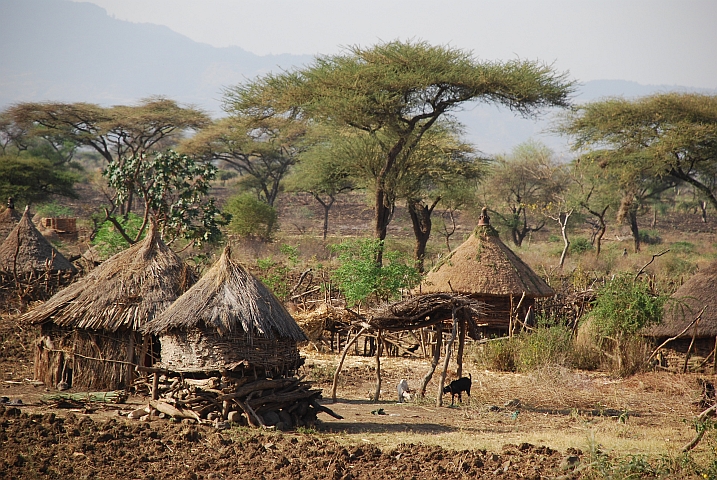 Dorf im südlichen Äthiopien in der Nähe von Mande zwischen Konso und Arba Minch