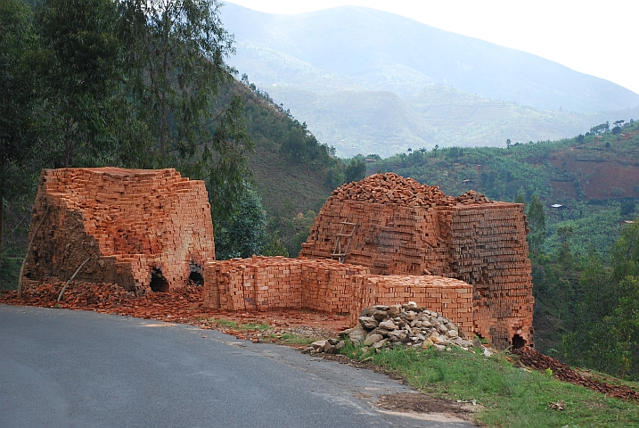Backsteine heissen Backsteine weil sie gebacken werden
