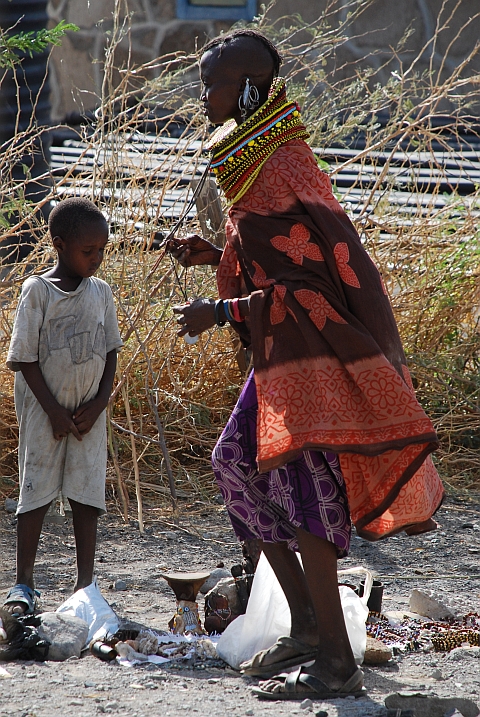 Frau des Turkanastammes in Loiyangalani