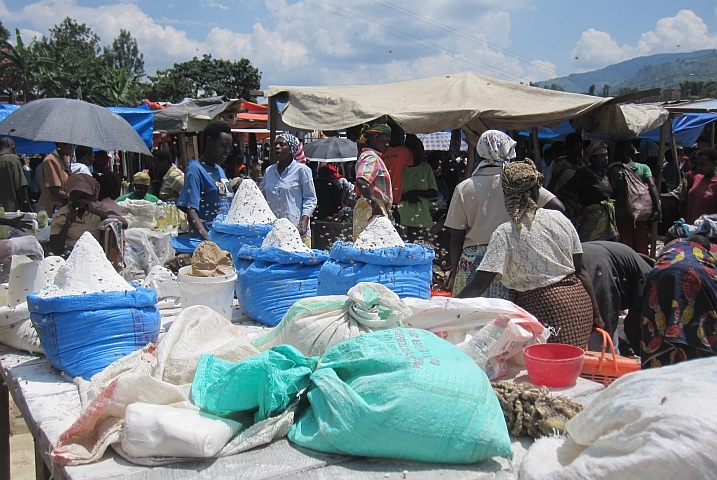 Auf dem Markt in Kibuye