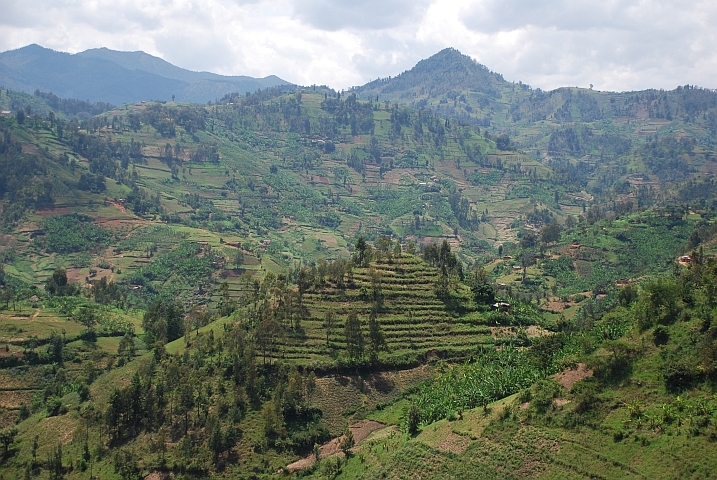 Darum heisst Ruanda auch “das Land der tausend Hügel“