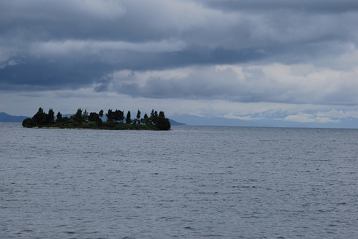 Regenstimmung über dem Kivusee bei Rubona