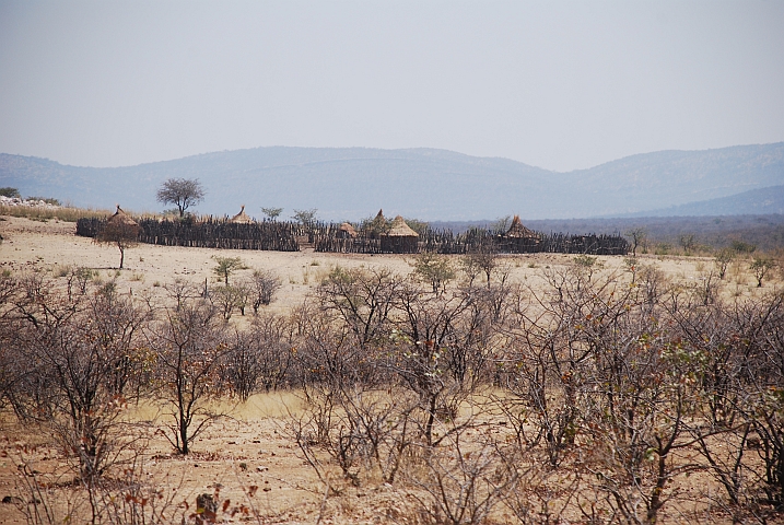 Himbakraal wenig nördlich von Opuwo