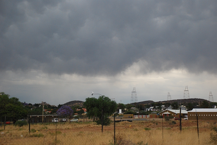 Regenwolken zeugen vom nahen Ende der Trockenzeit