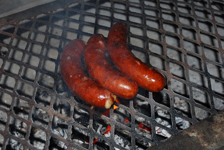 1. August-Essen, Hauptgang: Käsegriller