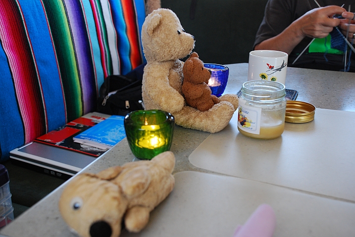 Sonntagmorgen: Bären am Honigtopf