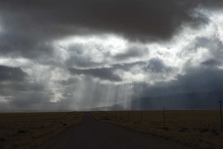Gespenstisches Wetter am Rande der Namib-Wüste bei den Tirasbergen