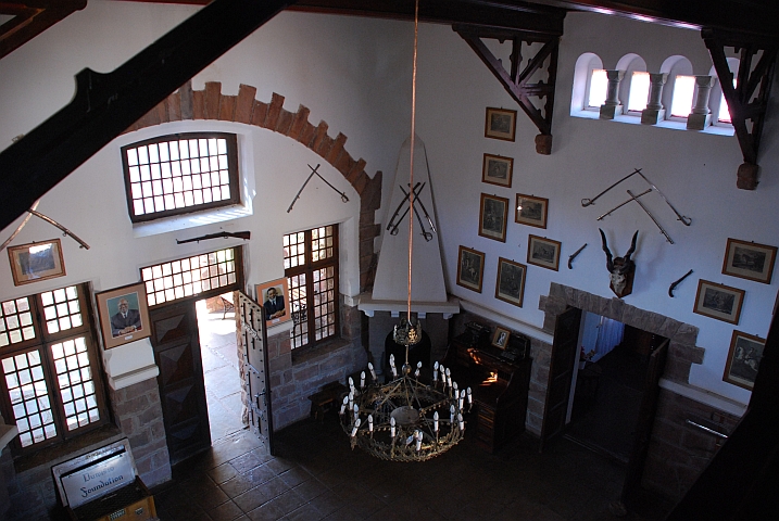 Die “Ritterhalle“ im Schloss Duwisib