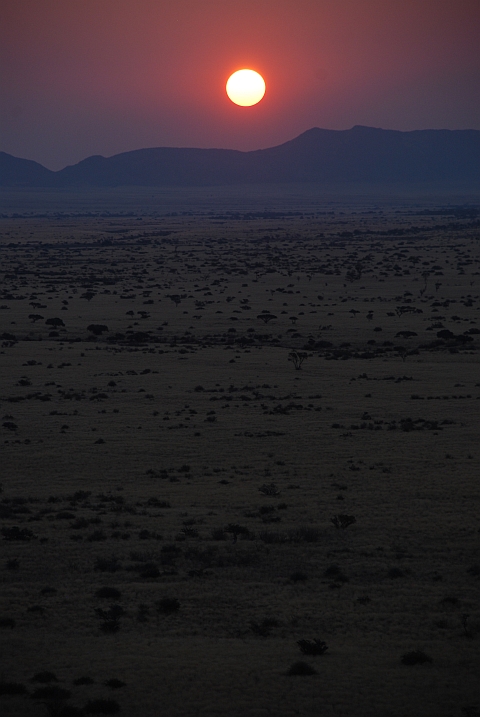 Sonnenuntergang in der Nähe von Solitaire beim Camp Gecko