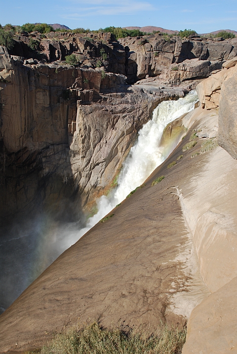 Der Augrabies Fall, diesmal mit etwas mehr Wasser