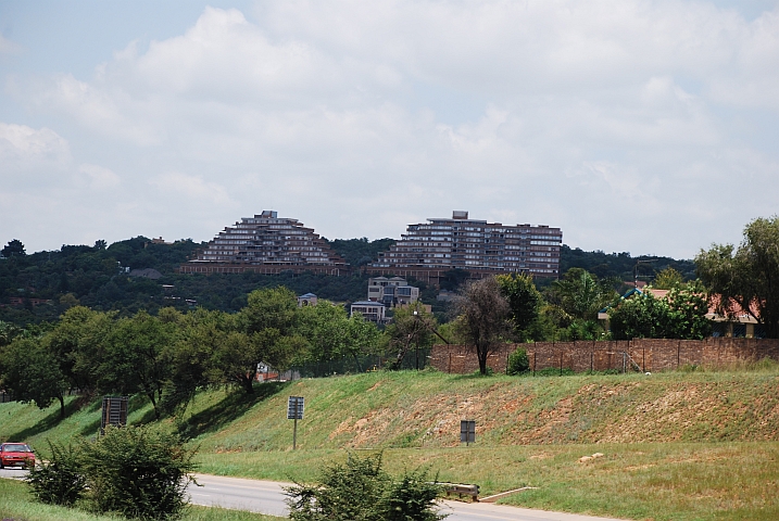 Ziemlich hässliche Wohnblocks im Osten von Pretoria