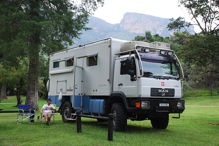 Endlich steht Obelix auf einem ebenen Platz