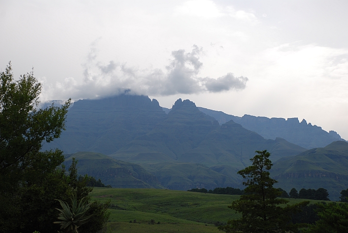 Die Drakensberge bei Monk’s Cowl