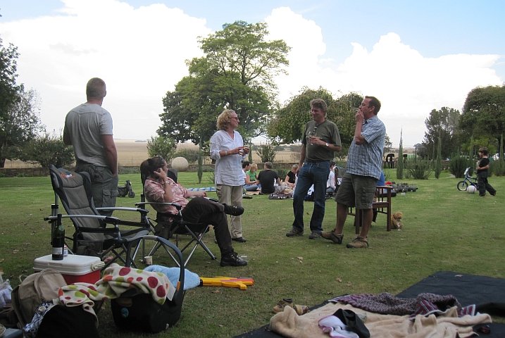 David, Beatrix, Hannelie, Jean und der Gastgeber