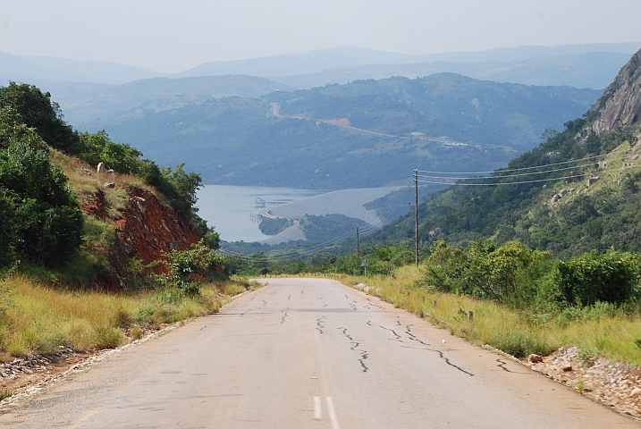 Der Maguga Damm, der den Komati Fluss staut