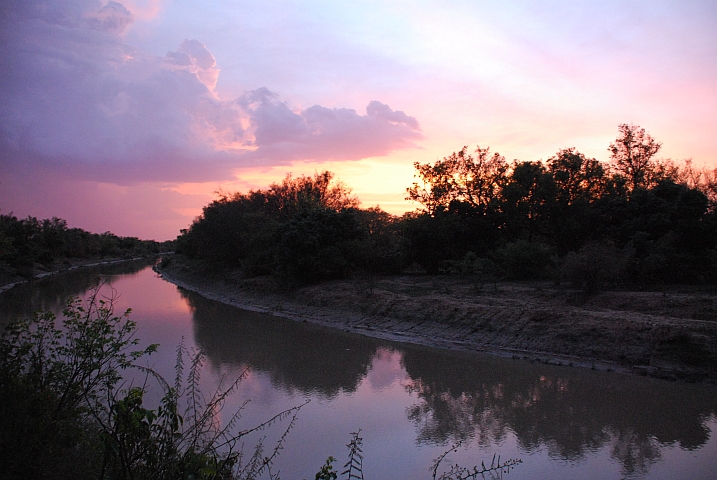 Abendstimmung über dem Mouhoun (Schwarzer Volta)