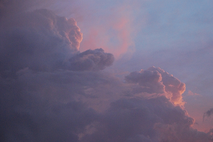 Gewitterwolken über dem Park Forêt des deux Balé