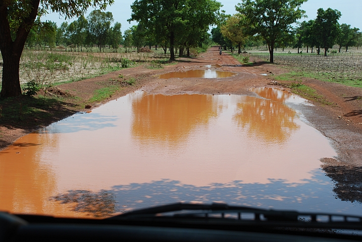 Auf der Piste von Houndé nach Sara vor Béréba