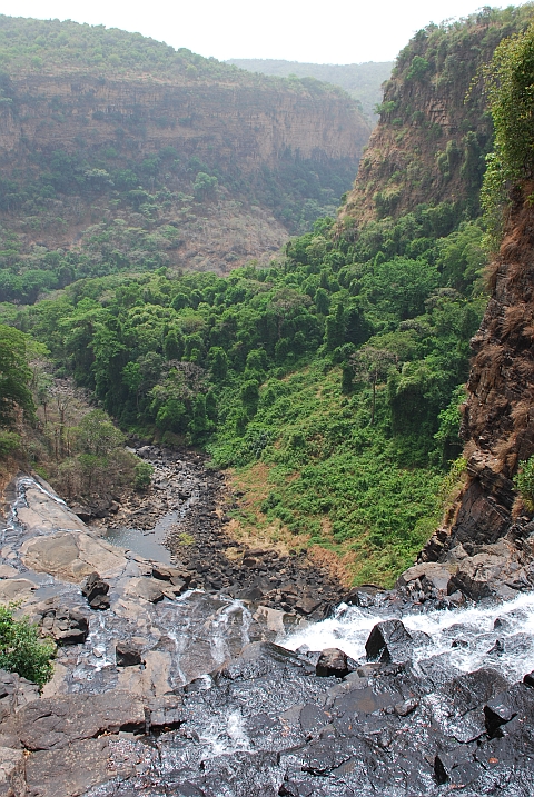 Blick über die Bruchkante des Chutes de la Sala