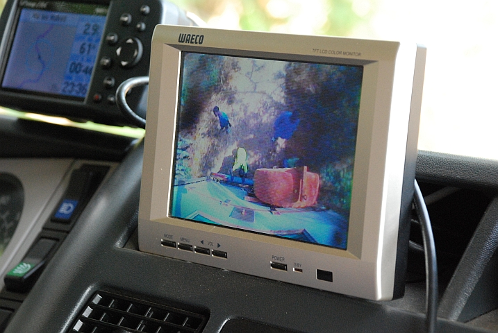 Obelix bleibt nichts verborgen (Rückfahrtkamerabildschirm)