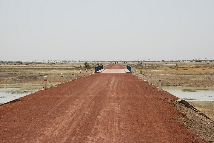 Allwetterpiste nach Niafounké