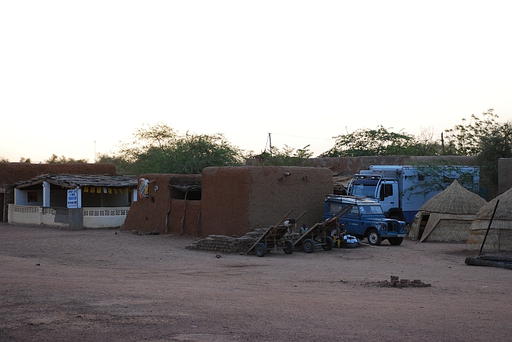 Obelix im Campement in Hombori