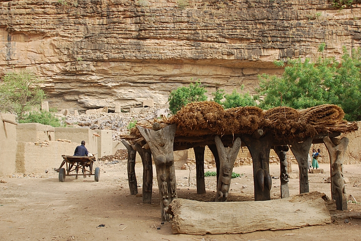 Toguna in Kani-Kombolé