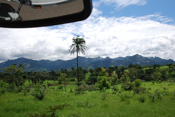 Die Berge, die das Jos-Plateau begrenzen