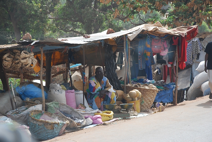 Strassenmarkt in Kolda