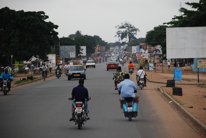 Agglomerationsverkehr kurz vor Lomé