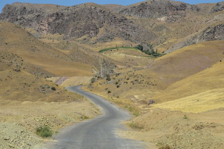 Zwischen Miyaneh und Khalkhal auf dem Weg ans Kaspische Meer