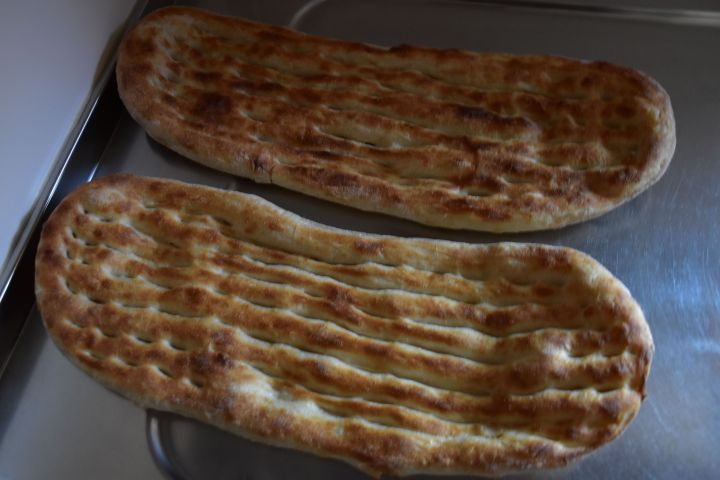 Die Fladenbrote sehen noch lecker aus