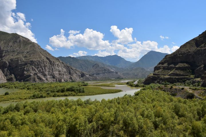 Das Südende des Tortum Sees zwischen Erzurum und Artvin