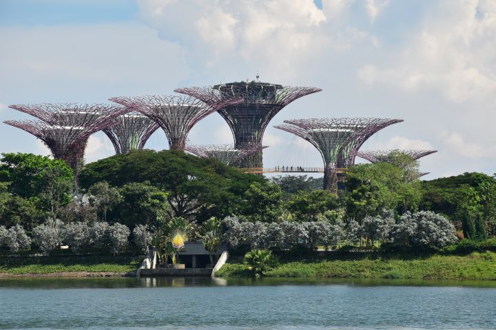 Futuristische Glastürme in den “Gardens by the Bay“