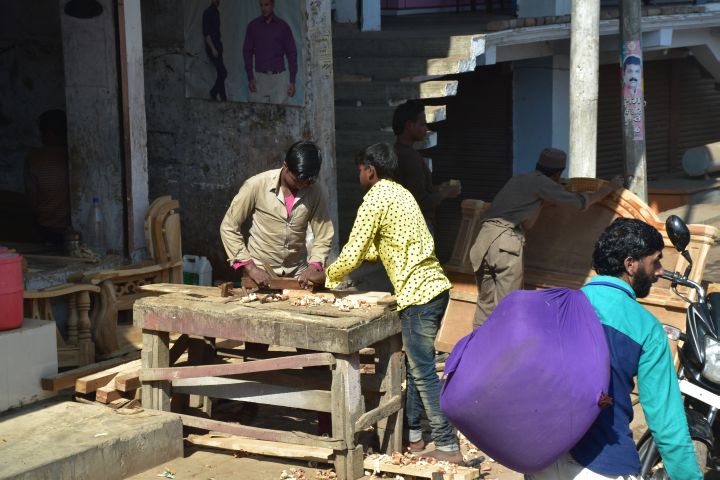 Tischlerei in Bahraich