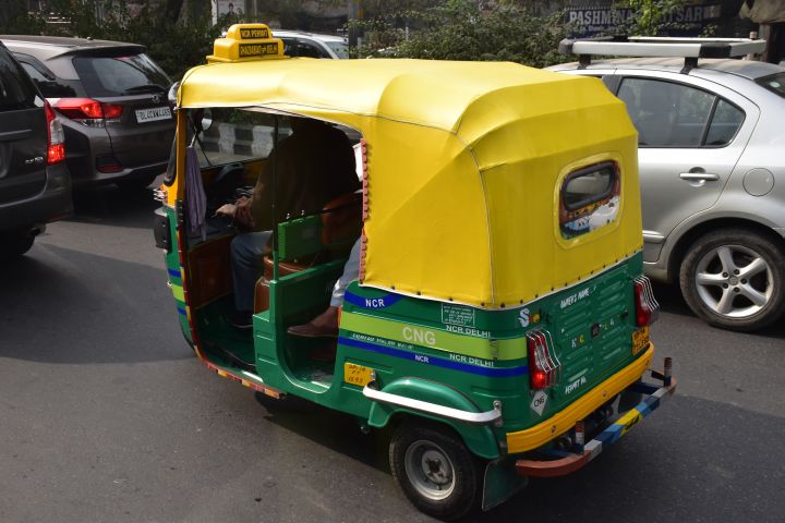 Wie aus dem Truckli: Autorikscha in Neu-Delhi
