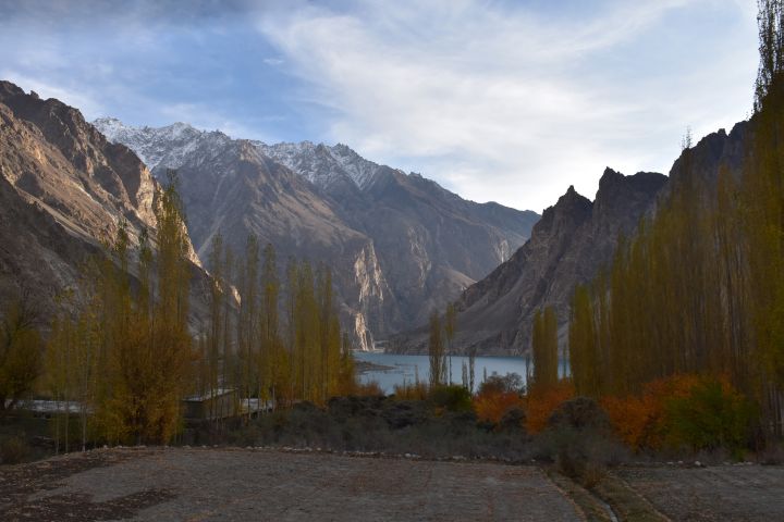 Der Attabad See südlich von Gulmit, der erst 2010 durch einen Felssturz entstanden ist