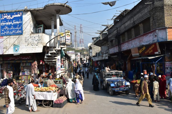 Seitenstrasse in Garhi Habibullah