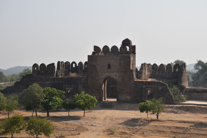 Shah Chandwali Gate