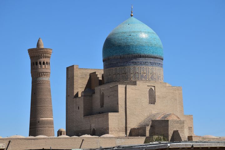 Kalon Moschee und Minarett