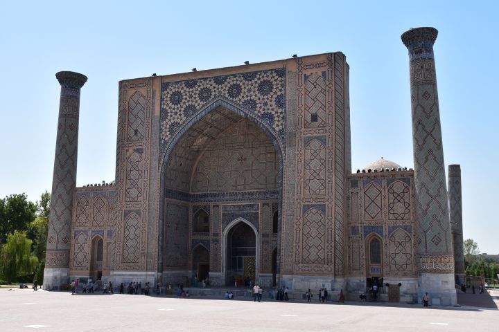 Ulug Beg Medrese am Registan in Samarkand