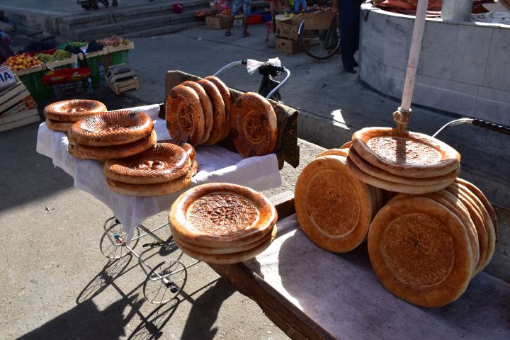 Non, das usbekische Brot