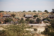 Blick von Two Rivers (Botswana) nach Twee Rivieren (Südafrika)