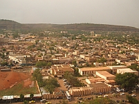 Aussicht auf Bamako vom obersten Stockwerk des Hotel de l’Amitié