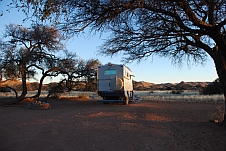 Obelix einsam auf dem Campingplatz von Duwisib