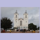 Obelix vor der Kathedrale in Nampula (Mosambik)