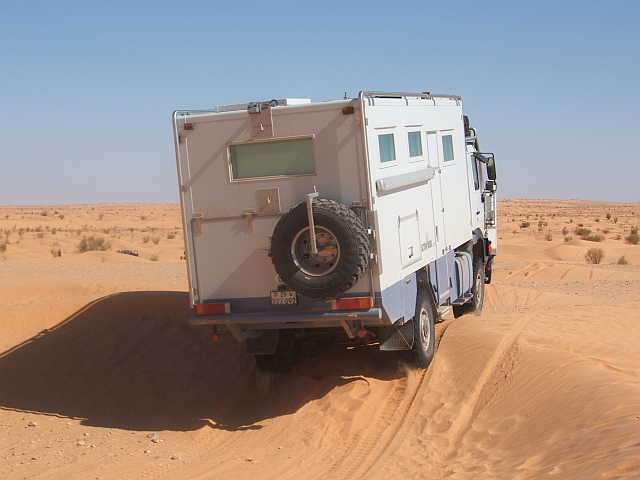 Obelix von hinten, auf dem Weg von Douz nach Ksar Ghilene (Tunesien)