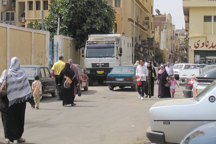 Obelix im Gewusel von Assuan (Ägypten)