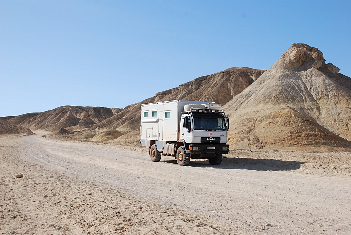 Obelix in der unwirtlichen Gegend bei São João do Sul (Angola)
